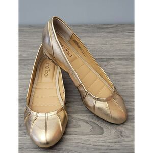 me‎ Too Womens Size 7M Marcie 5 Champagne Leather Slip On Round Toe Ballet Flat